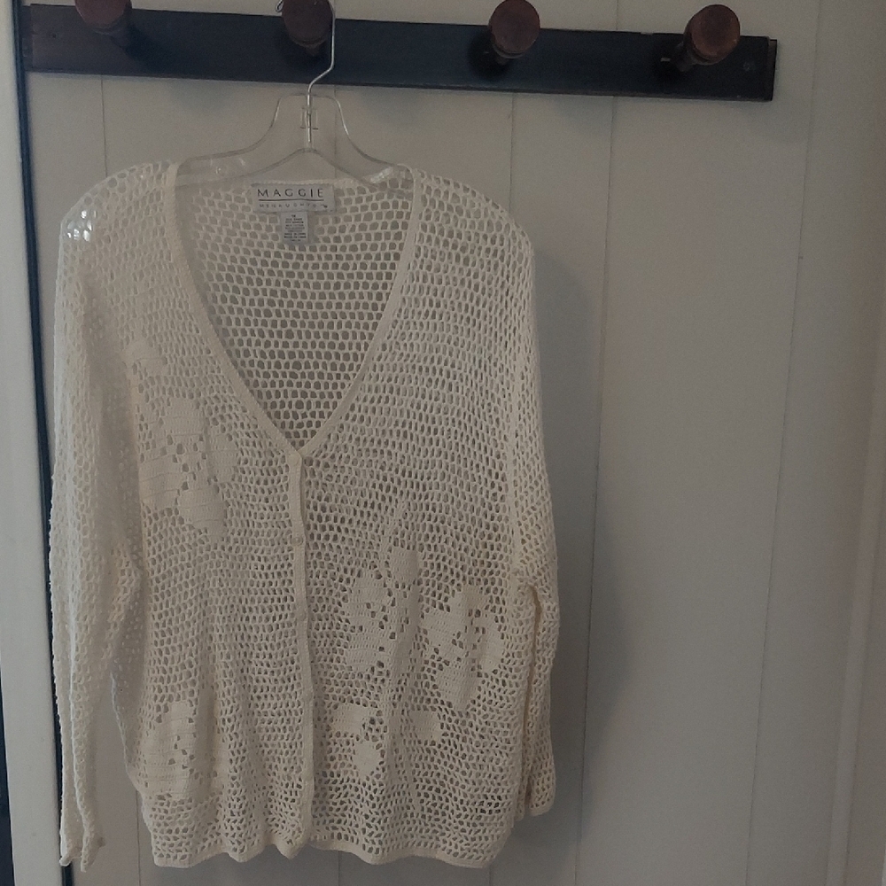 Vintage CreamCrochet Top Sweater